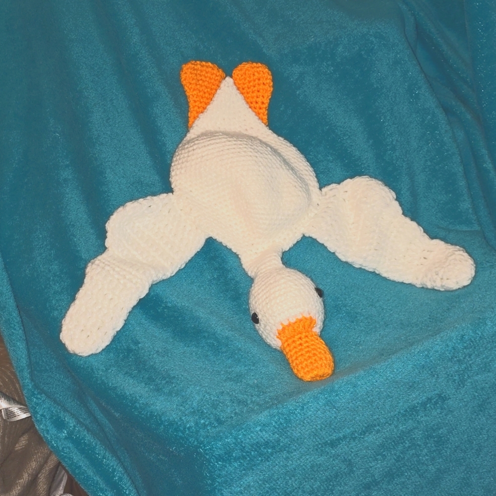 Crocheted Goose  Lovey/Snuggle  🪿
